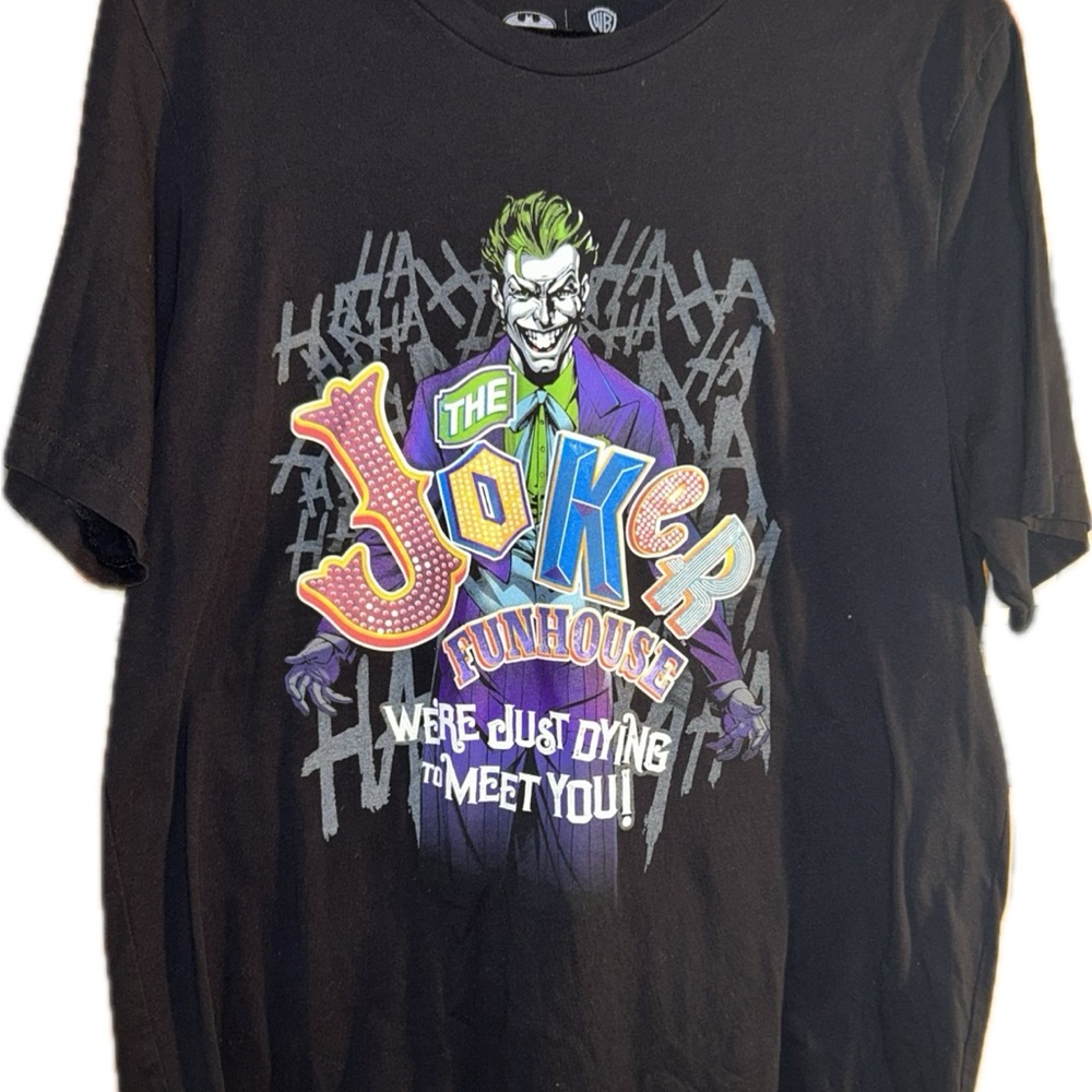 Authentic Warner Bros. World Abu Dhabi Theme Park Joker Funhouse Tee